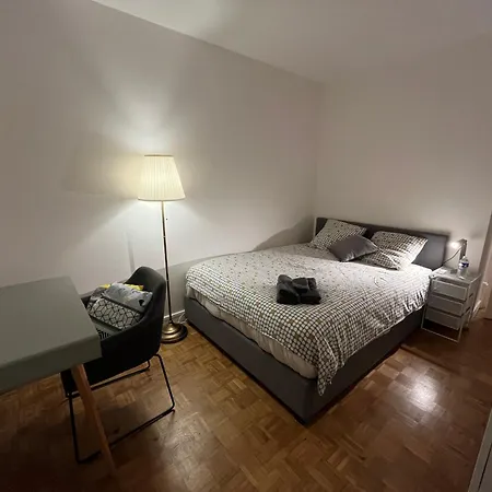 Chambre Lumineuse בית אירוח